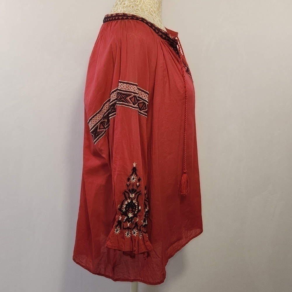 Alicia Pageboy M Red Aztec/Tribal Embroidered V-Neck Tassle Tie Front Boho Top - Picture 8 of 14